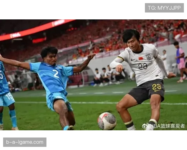 德甲转会市场再起波澜：多位明星球员成豪门追逐焦点