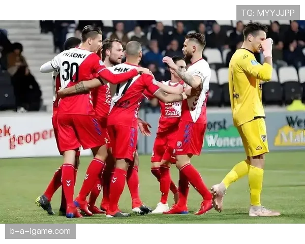 乌德勒支边路提速显成效，助力球队赛季表现抢眼