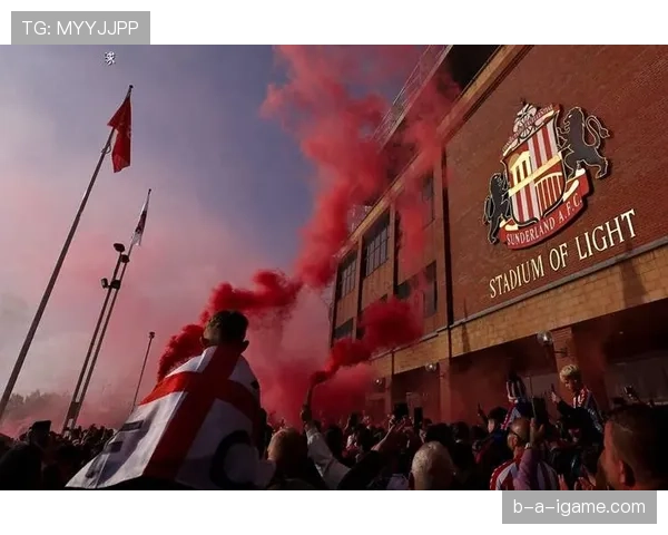 西汉姆联新赛季强势开局,球迷期待稳健提升再创佳绩 西汉姆联新赛季强势开局,球迷期待稳健提升再创佳绩