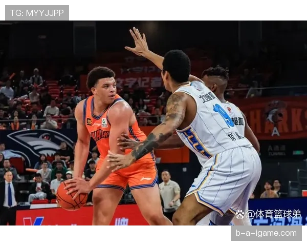 扎卡进攻创造力爆发，球队状态回升斩获关键胜利